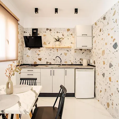 Kokkinia Gardens Aparthotel *