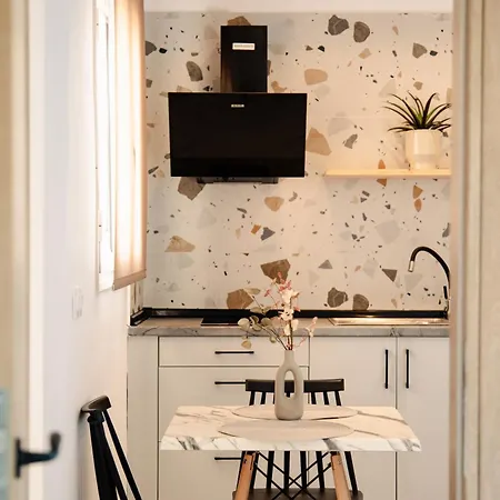 Kokkinia Gardens Aparthotel