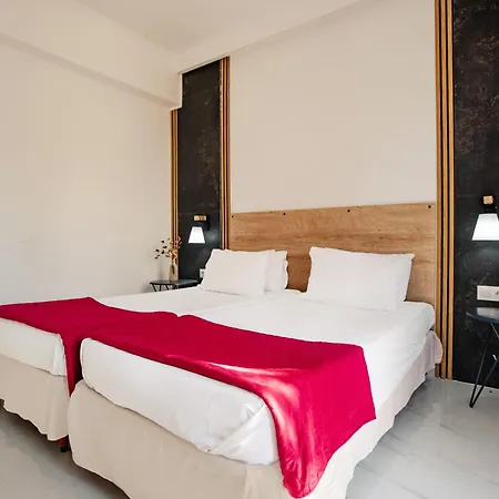 Kokkinia Gardens * Kávos