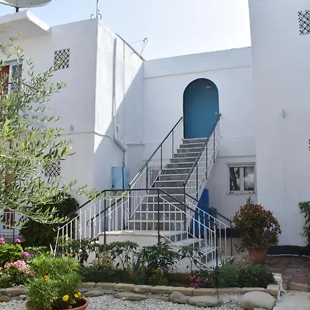 Kokkinia Gardens Kávos