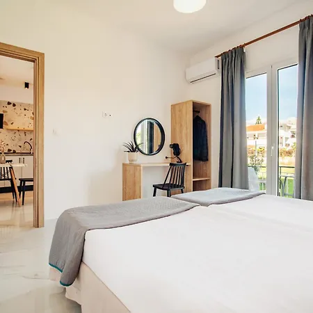 Kokkinia Gardens * 카보스