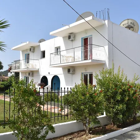 Kokkinia Gardens Hotel apartamentowy