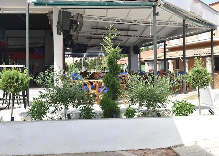 Kokkinia Gardens *