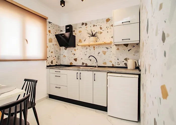 Aparthotel Kokkinia Gardens *